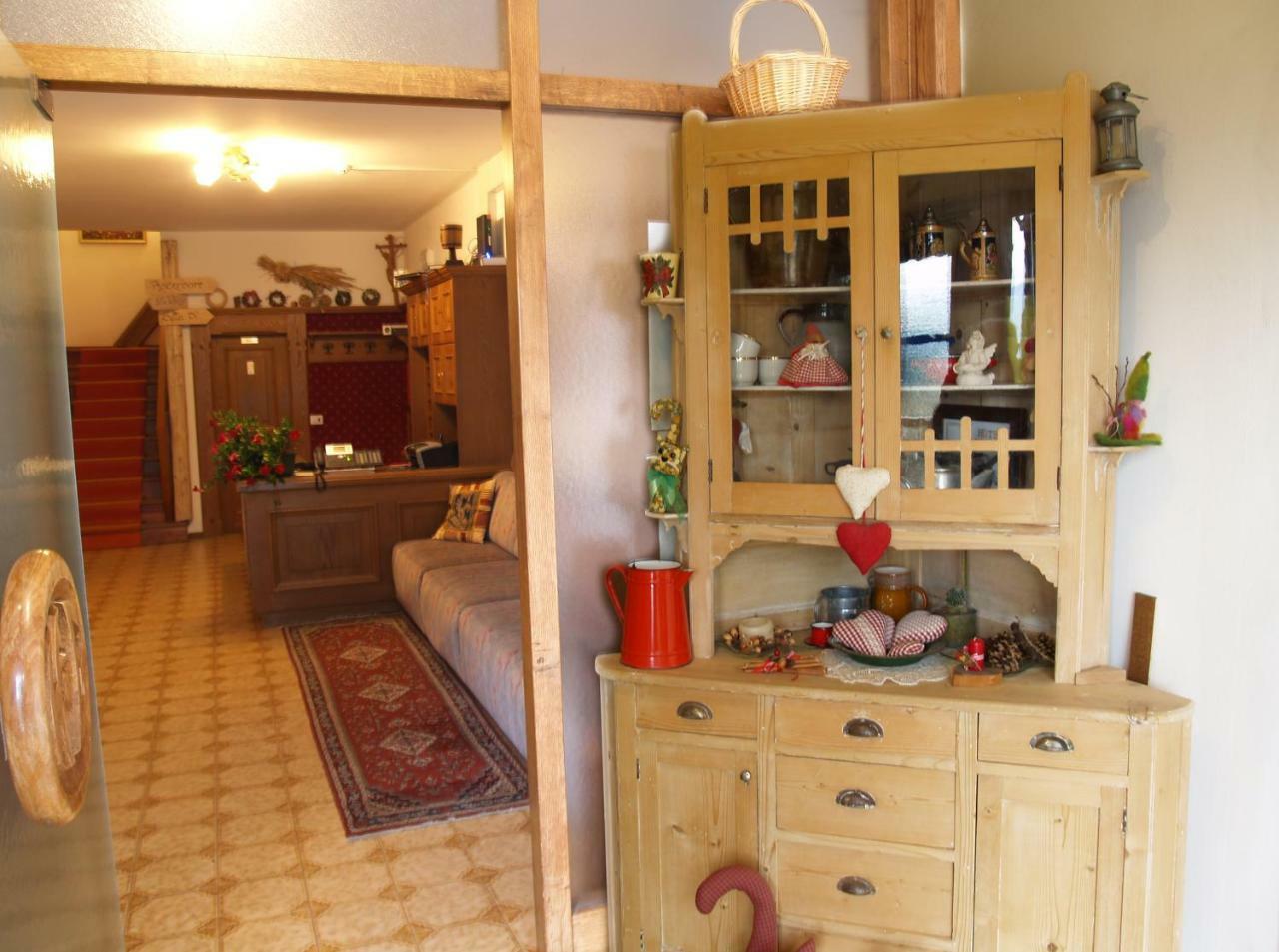 Hotel Ganzaie Daiano Екстер'єр фото